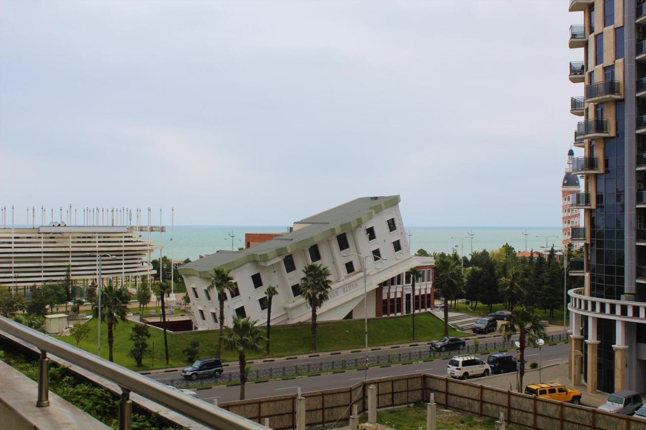 Orbi Lux Apartment Batumi Exteriör bild