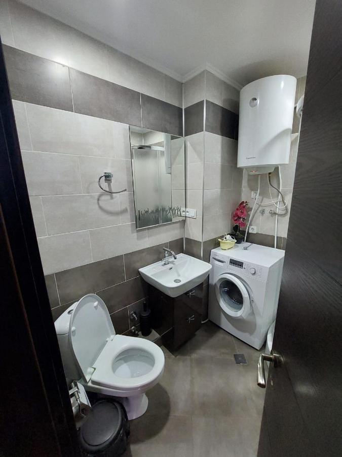 Orbi Lux Apartment Batumi Exteriör bild