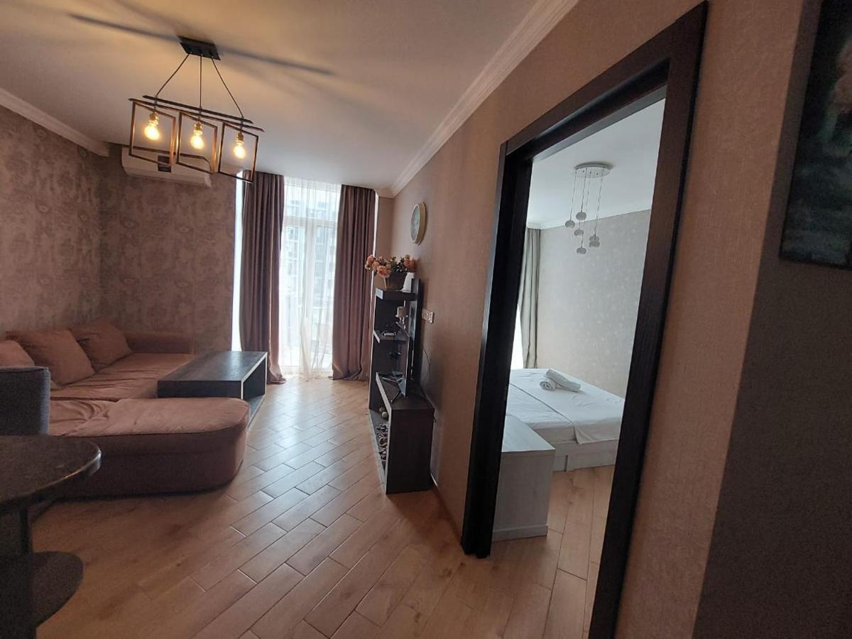 Orbi Lux Apartment Batumi Exteriör bild